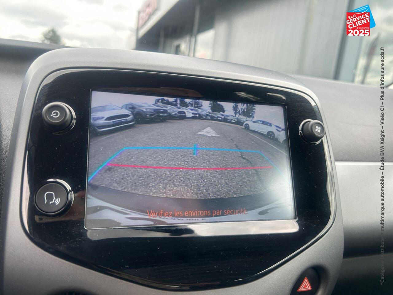 Véhicule d'occasion TOYOTA AYGO 1.0 VVT-I 69CH X-PLAY 5P chez Renault Sélestat