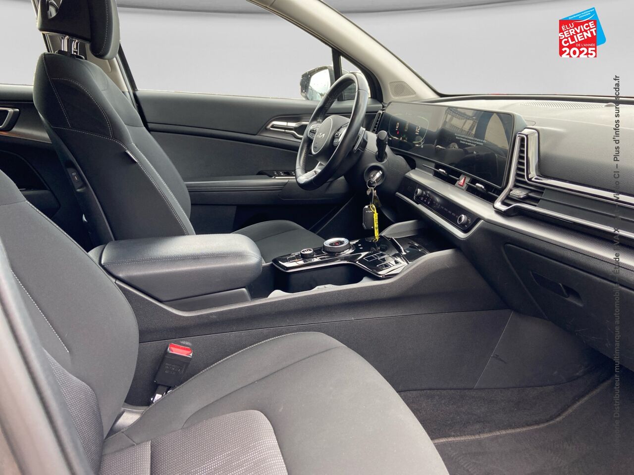 Véhicule d'occasion KIA SPORTAGE 1.6 T-GDI 230CH HEV ACTIVE BVA6 4X4 CAMERA GPS chez Toyota Verdun