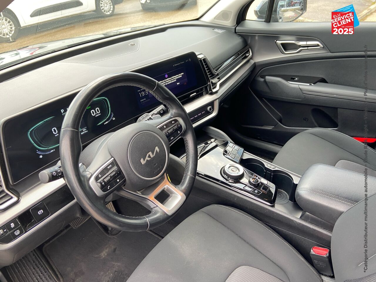 Véhicule d'occasion KIA SPORTAGE 1.6 T-GDI 230CH HEV ACTIVE BVA6 4X4 CAMERA GPS chez Toyota Verdun