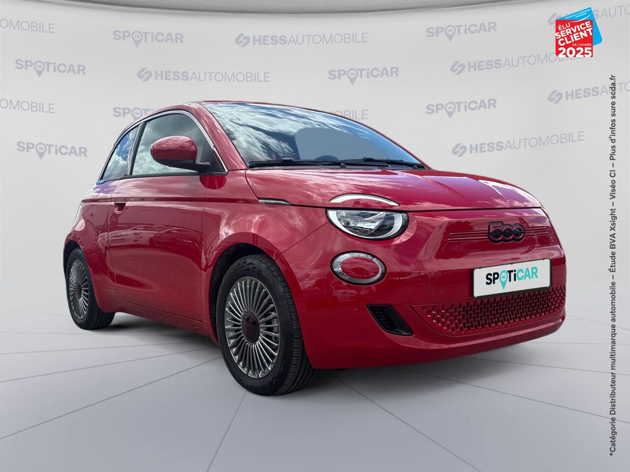Véhicule d'occasion FIAT 500 E 95CH RED MY23 CAMERA GPS chez Toyota Verdun