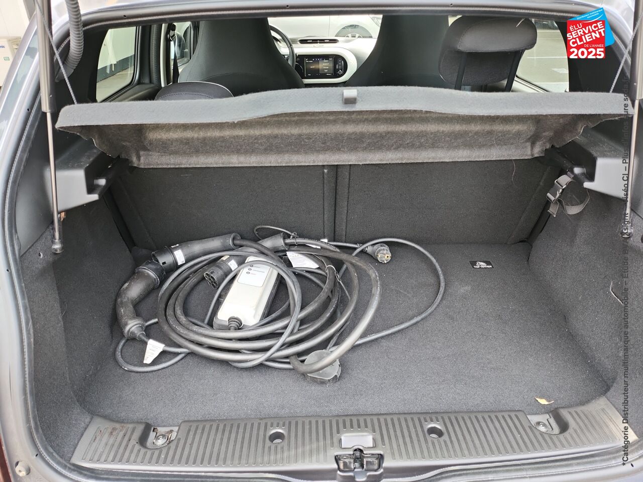 Véhicule d'occasion RENAULT TWINGO E-TECH ELECTRIC EQUILIBRE R80 ACHAT INTEGRAL chez Opel Beaune