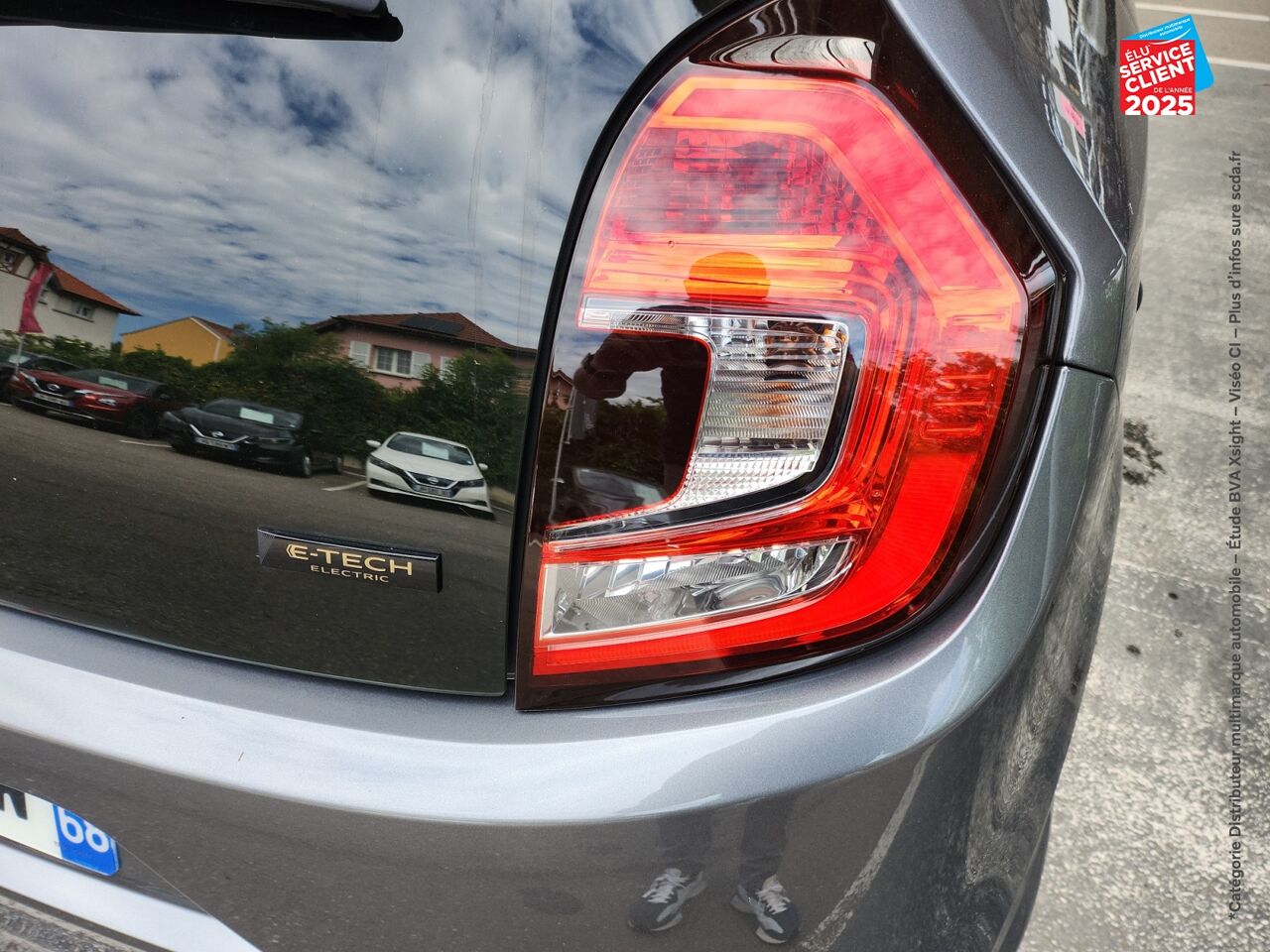 Véhicule d'occasion RENAULT TWINGO E-TECH ELECTRIC EQUILIBRE R80 ACHAT INTEGRAL chez Opel Beaune