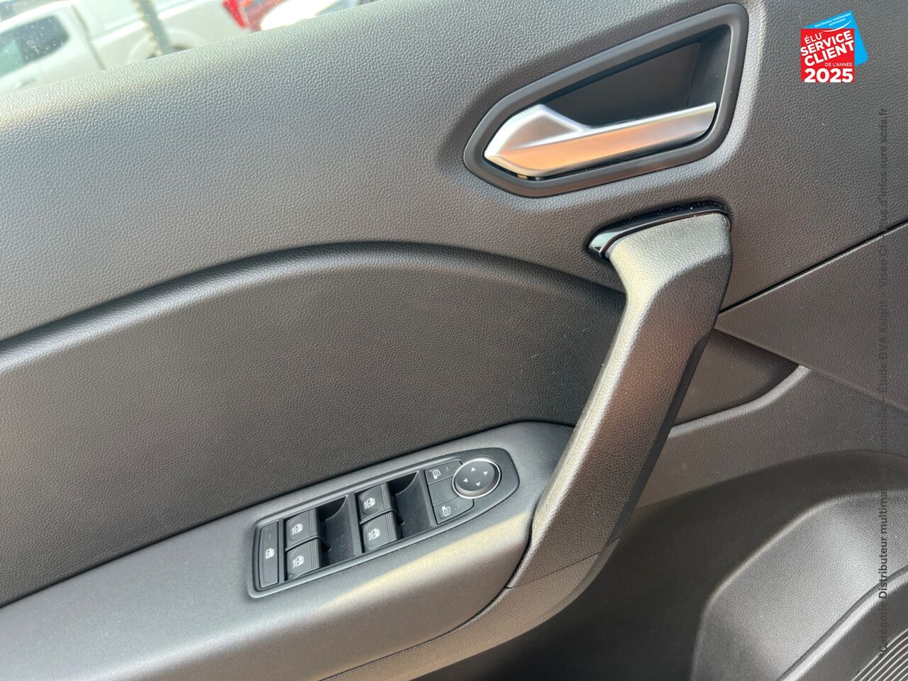Véhicule d'occasion RENAULT CAPTUR 1.0 TCE 90CH EVOLUTION GPS CAMERA chez Toyota Thionville