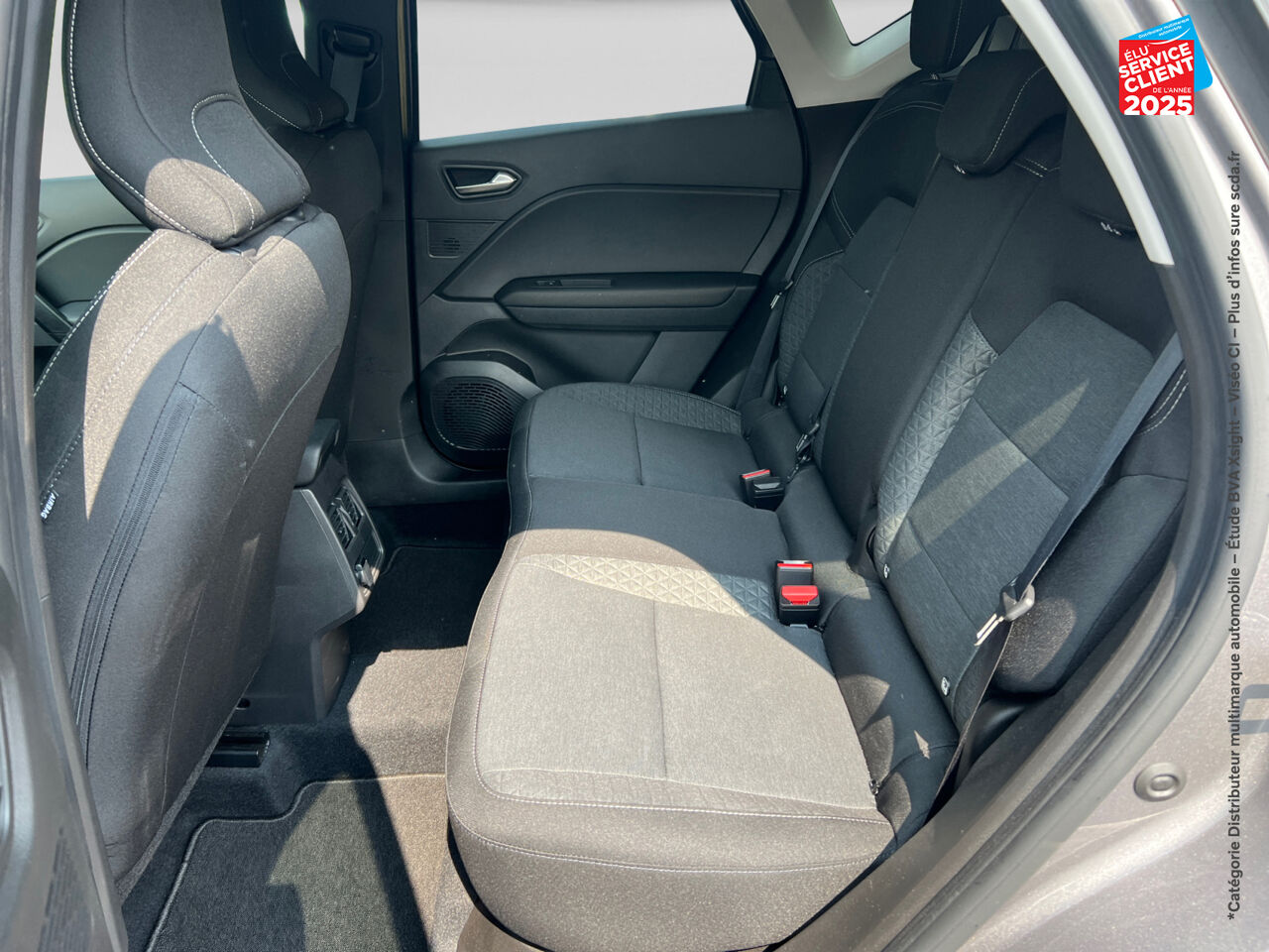 Véhicule d'occasion RENAULT CAPTUR 1.0 TCE 90CH EVOLUTION GPS CAMERA chez Toyota Thionville