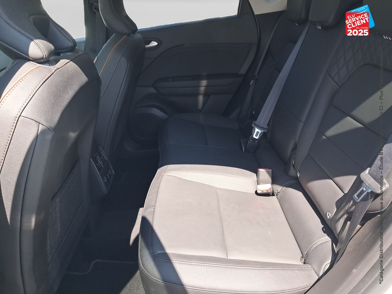Véhicule d'occasion RENAULT CAPTUR 1.3 TCE 160CH FAP INITIALE PARIS EDC -21 SIEGES CHAUF/CUIR GPS CAMERA chez Dacia Mulhouse