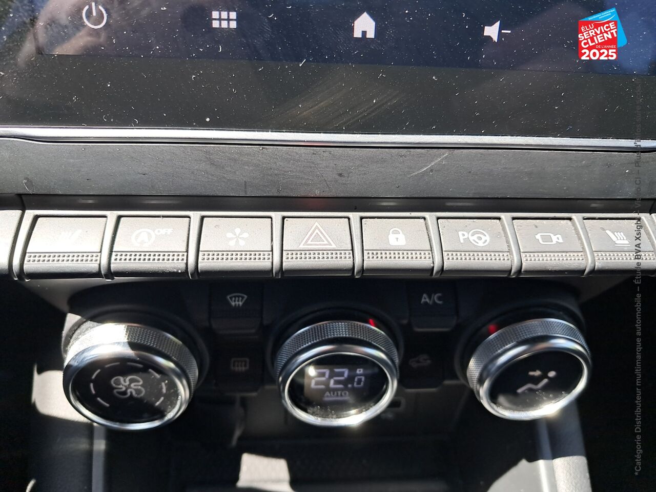 Véhicule d'occasion RENAULT CAPTUR 1.3 TCE 160CH FAP INITIALE PARIS EDC -21 SIEGES CHAUF/CUIR GPS CAMERA chez Dacia Mulhouse