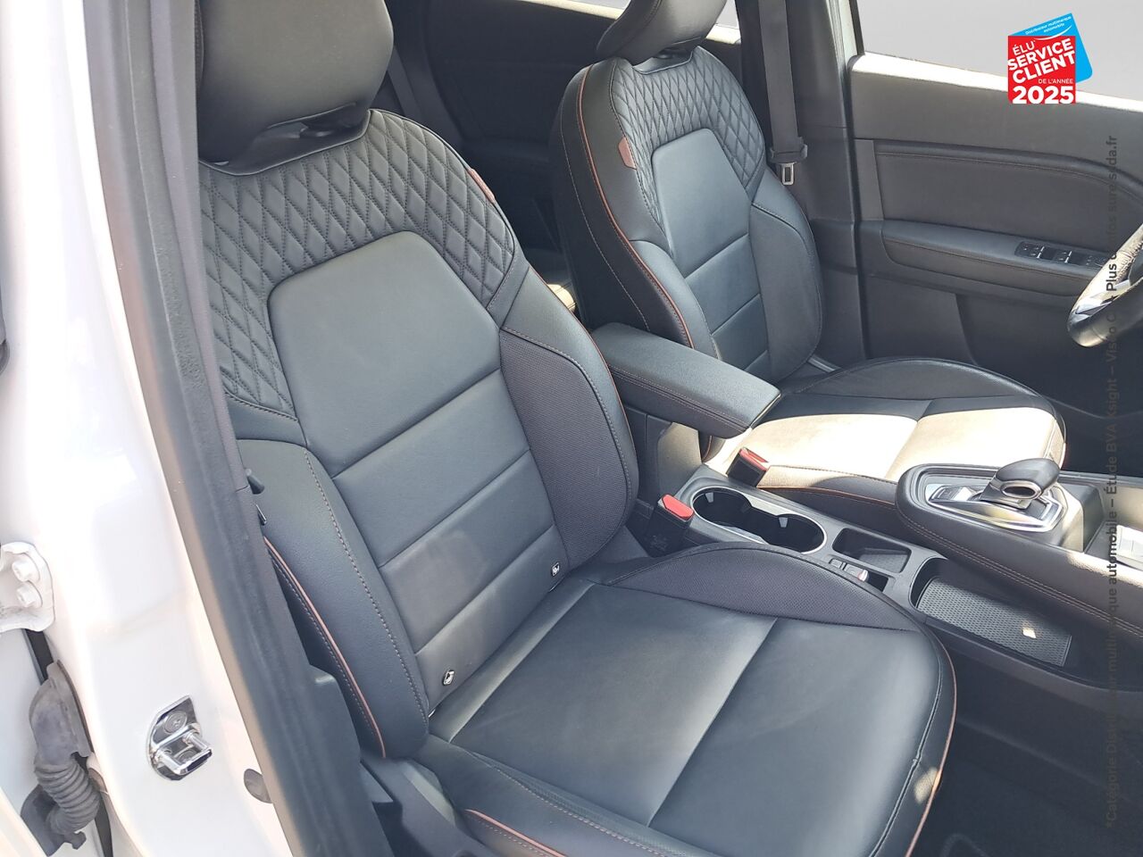 Véhicule d'occasion RENAULT CAPTUR 1.3 TCE 160CH FAP INITIALE PARIS EDC -21 SIEGES CHAUF/CUIR GPS CAMERA chez Dacia Mulhouse
