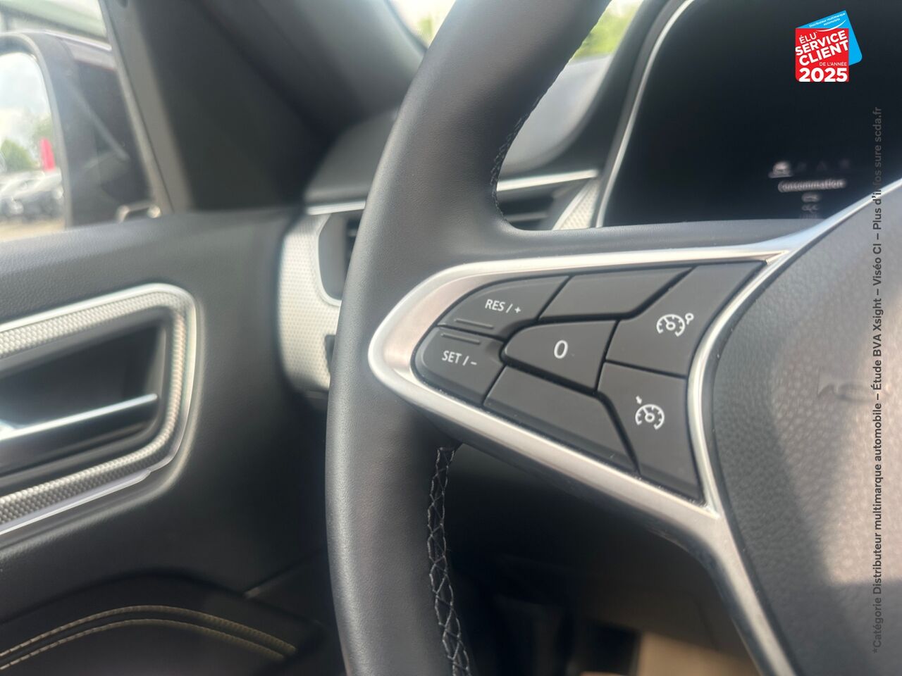 Véhicule d'occasion RENAULT ARKANA 1.6 E-TECH 145CH FULL HYBRID TECHNO -23 chez Toyota Thionville