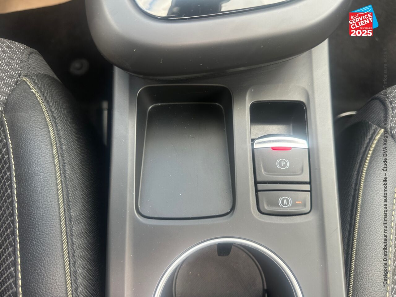 Véhicule d'occasion RENAULT ARKANA 1.6 E-TECH 145CH FULL HYBRID TECHNO -23 chez Toyota Thionville