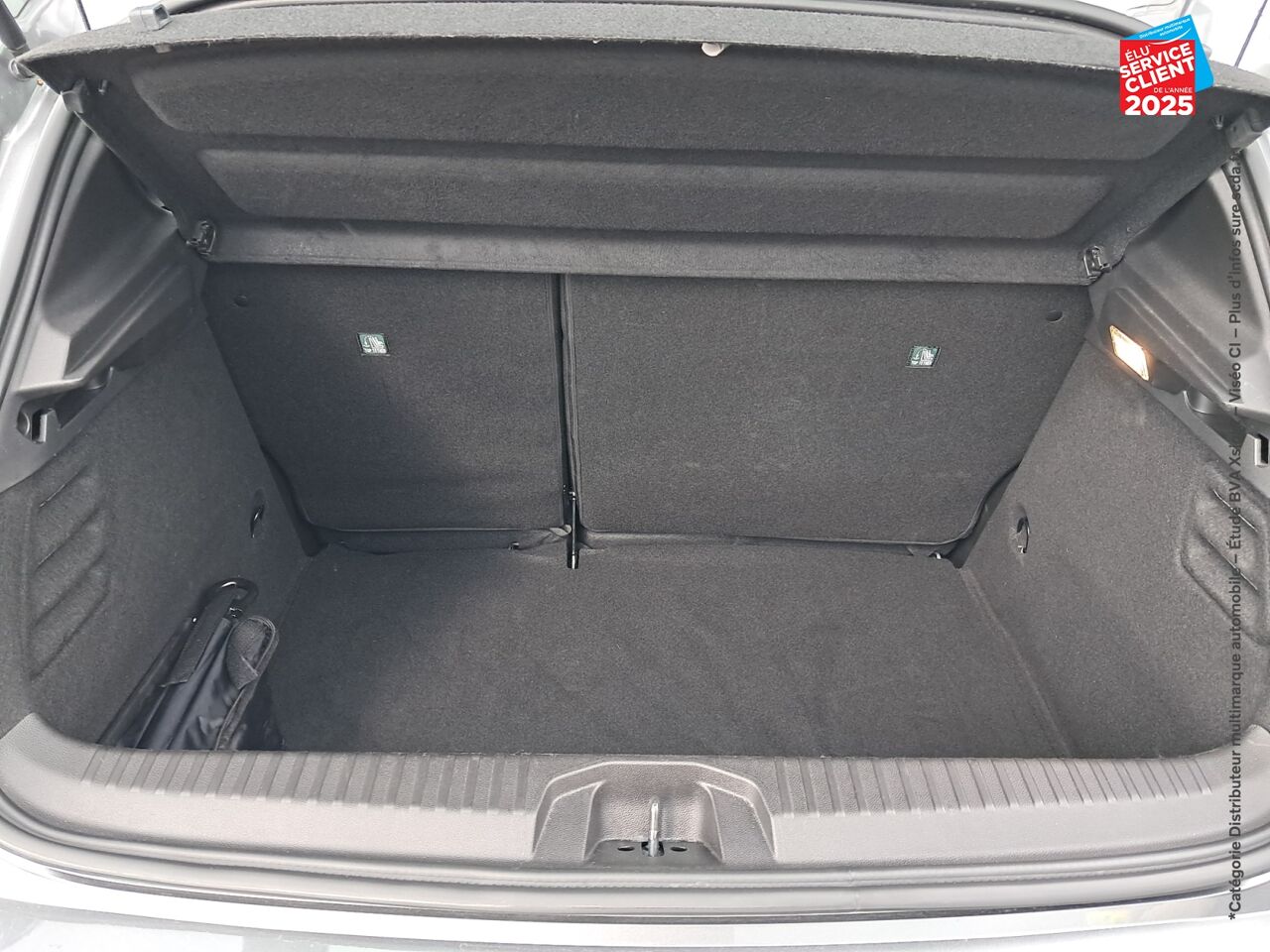 Véhicule d'occasion RENAULT CLIO 1.0 TCE 100CH EVOLUTION GPL GPS RADAR AR chez HESS Automobile