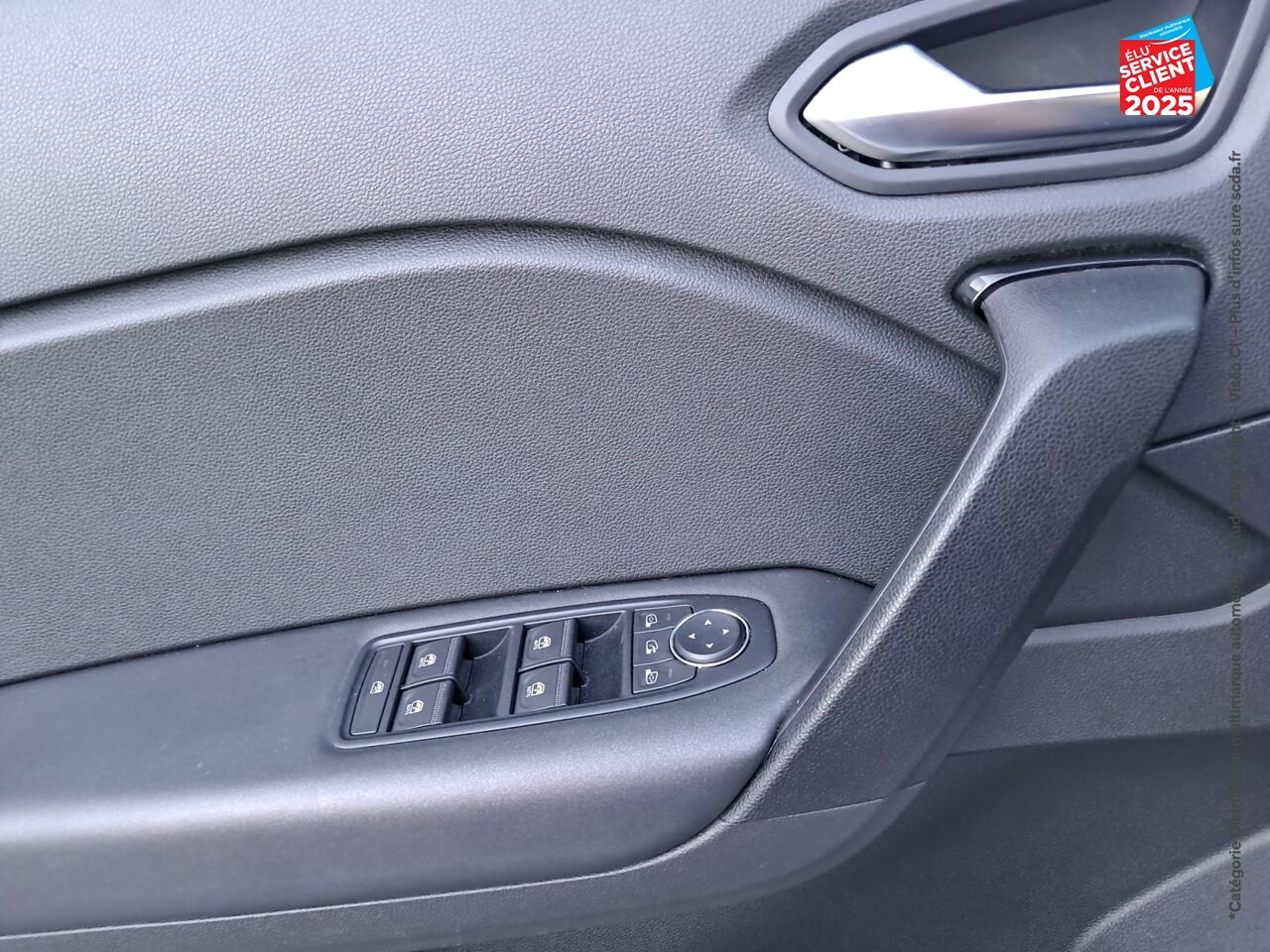 Véhicule d'occasion RENAULT CAPTUR 1.0 ECO-G 100CH EVOLUTION chez Dacia Colmar