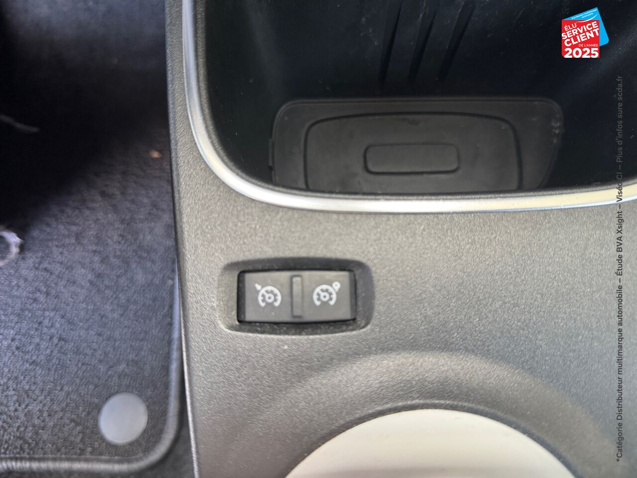 Véhicule d'occasion RENAULT TWINGO 0.9 TCE 95CH INTENS EDC - 20 chez Hyundai Epernay