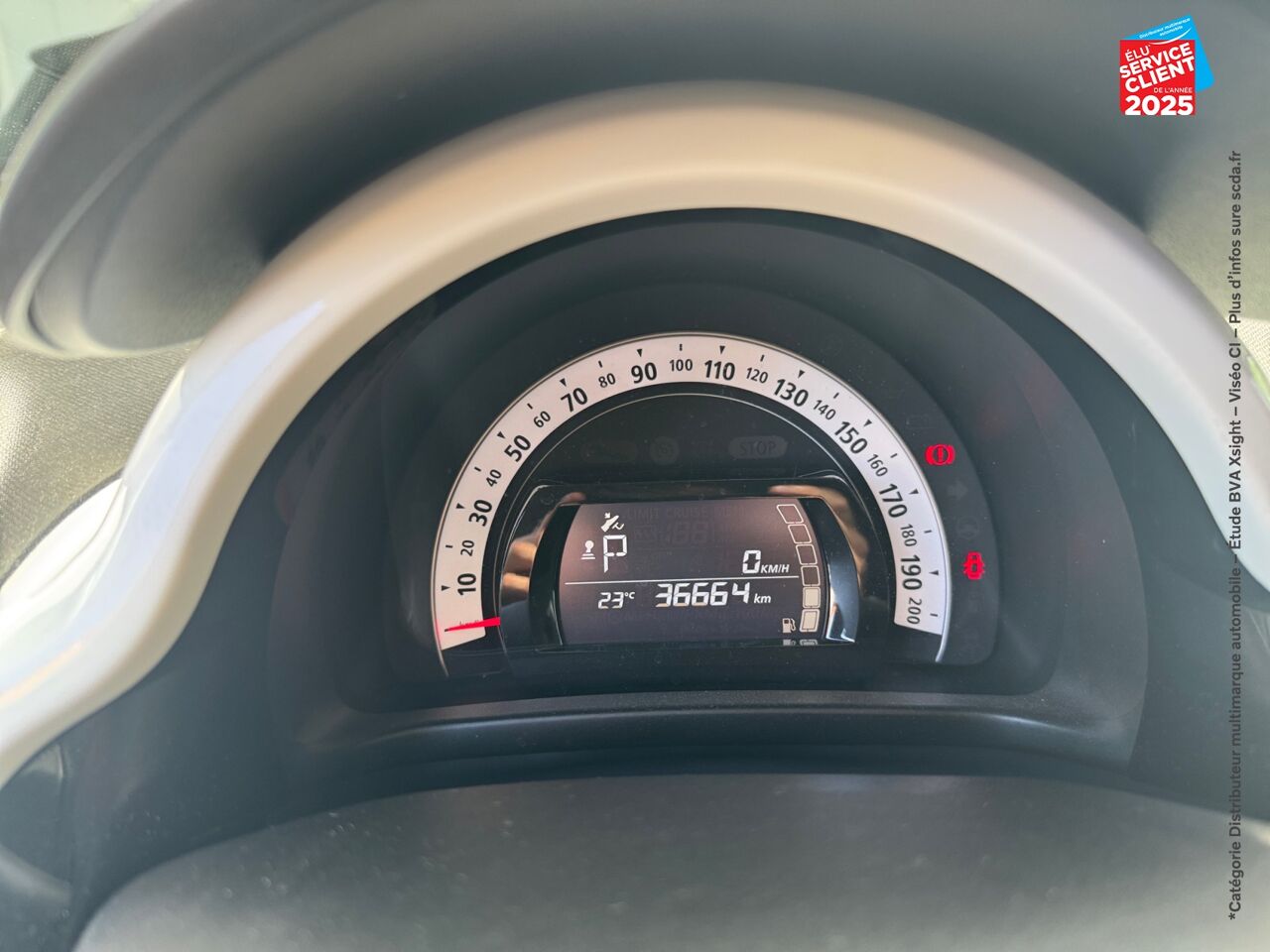 Véhicule d'occasion RENAULT TWINGO 0.9 TCE 95CH INTENS EDC - 20 chez Hyundai Epernay