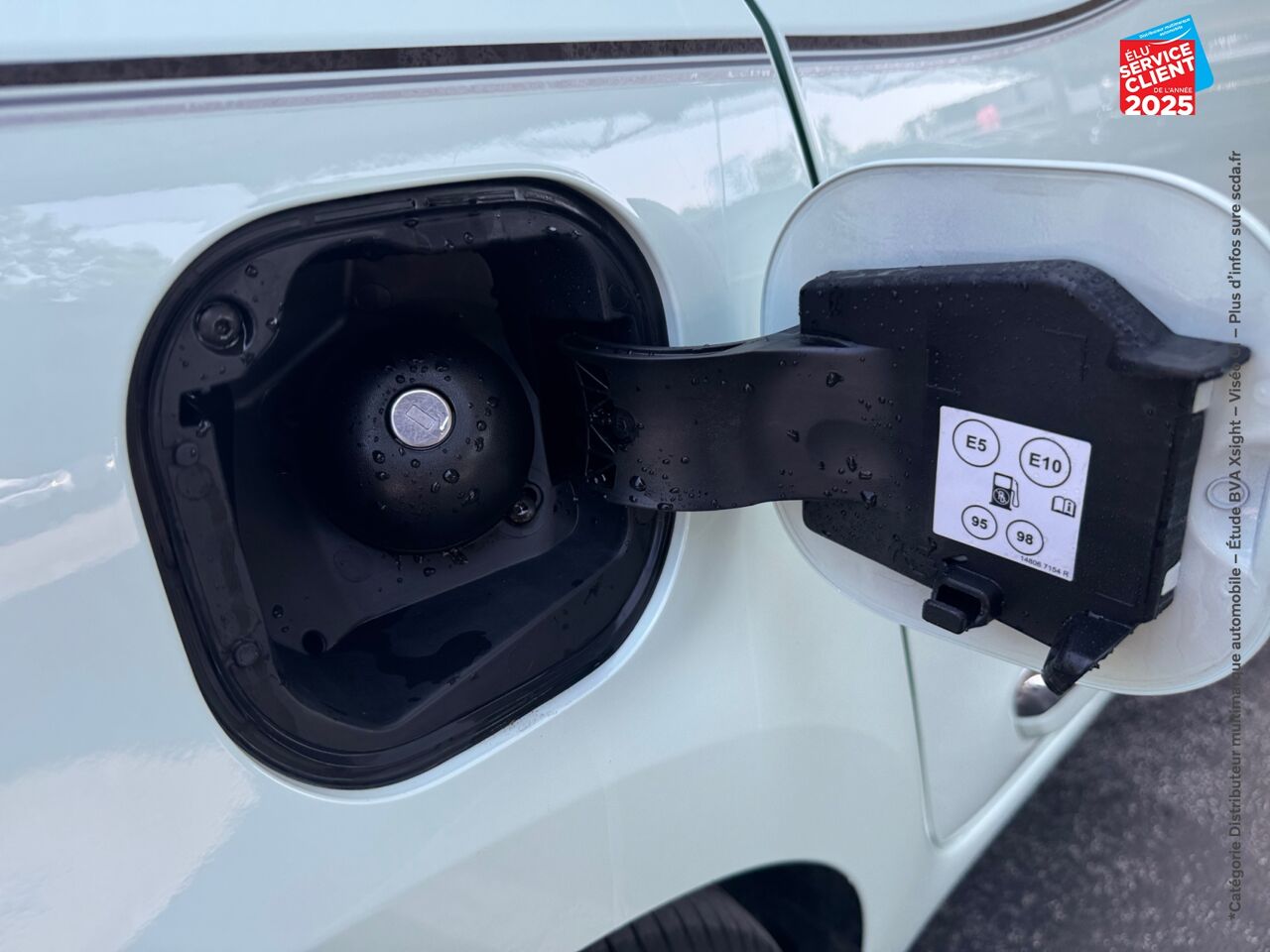 Véhicule d'occasion RENAULT TWINGO 0.9 TCE 95CH INTENS EDC - 20 chez Hyundai Epernay