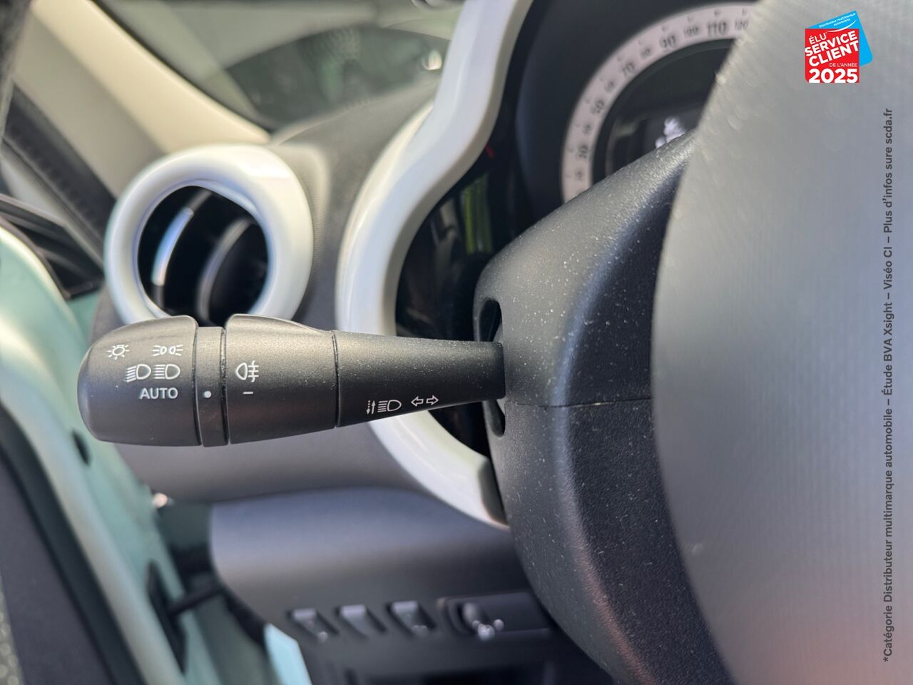 Véhicule d'occasion RENAULT TWINGO 0.9 TCE 95CH INTENS EDC - 20 chez Hyundai Epernay
