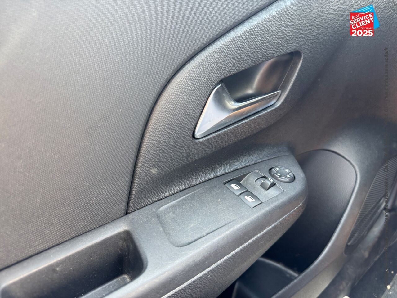 Véhicule d'occasion OPEL CORSA 1.2 75CH EDITION BUSINESS chez Nissan Belfort