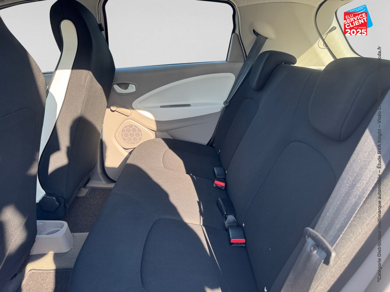Véhicule d'occasion RENAULT ZOE LIFE CHARGE NORMALE R90 MY19 chez Renault Sélestat