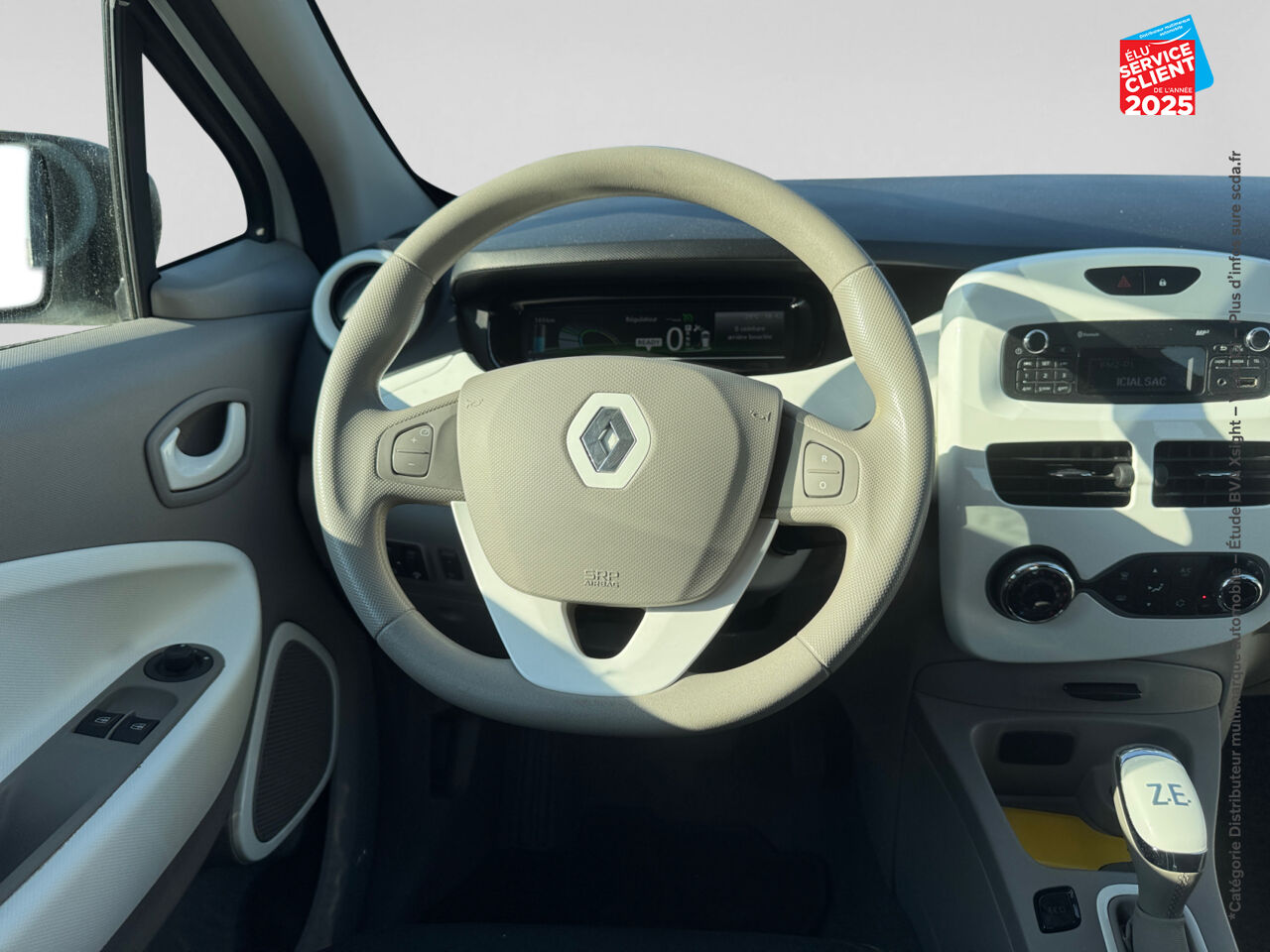 Véhicule d'occasion RENAULT ZOE LIFE CHARGE NORMALE R90 MY19 chez Renault Sélestat