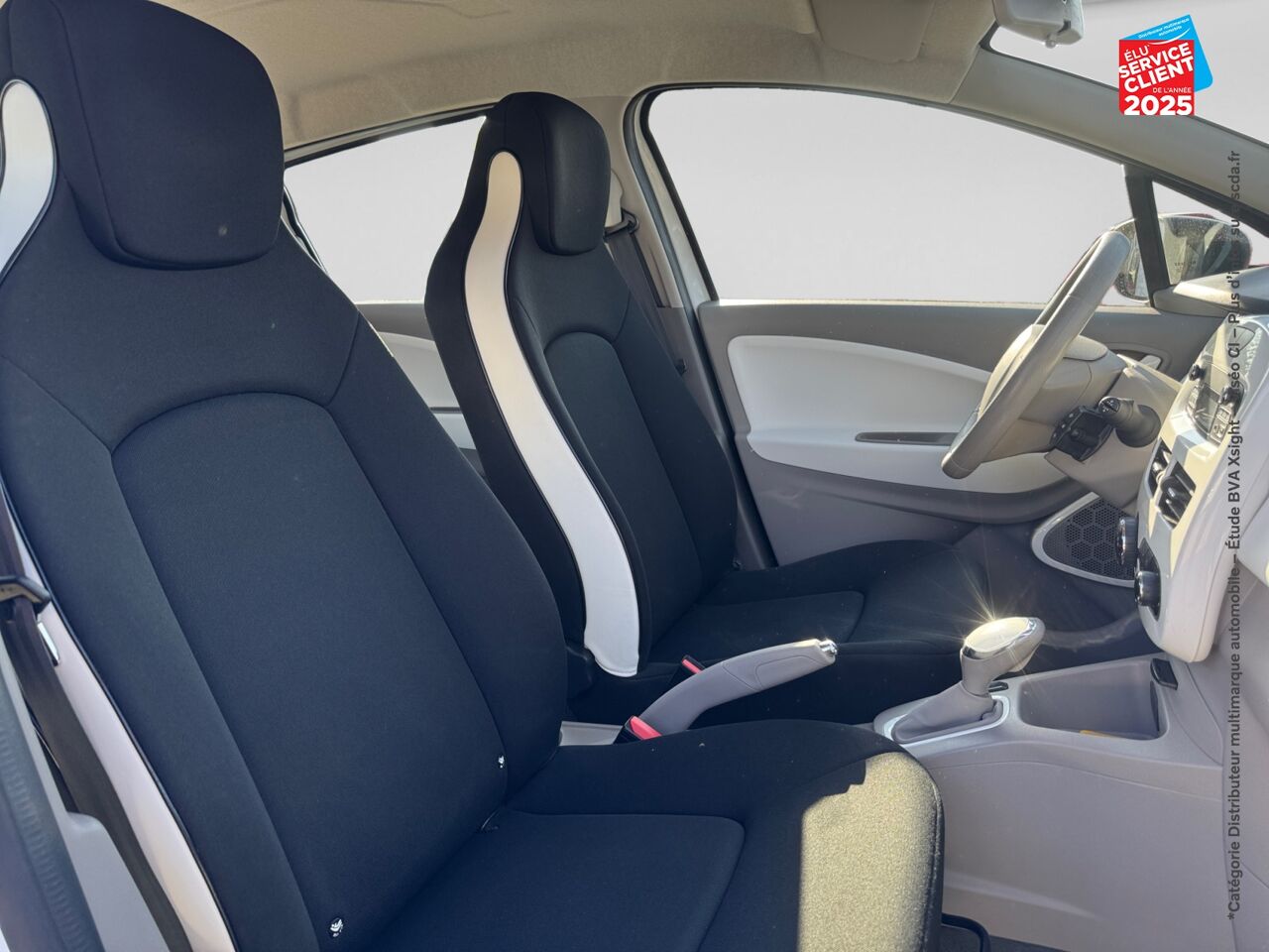 Véhicule d'occasion RENAULT ZOE LIFE CHARGE NORMALE R90 MY19 chez Renault Sélestat
