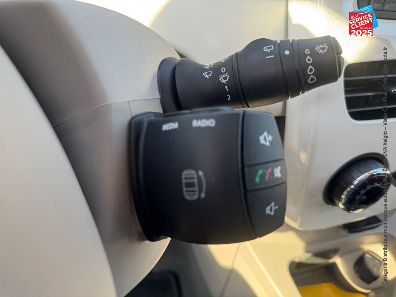 Véhicule d'occasion RENAULT ZOE LIFE CHARGE NORMALE R90 MY19 chez Renault Sélestat