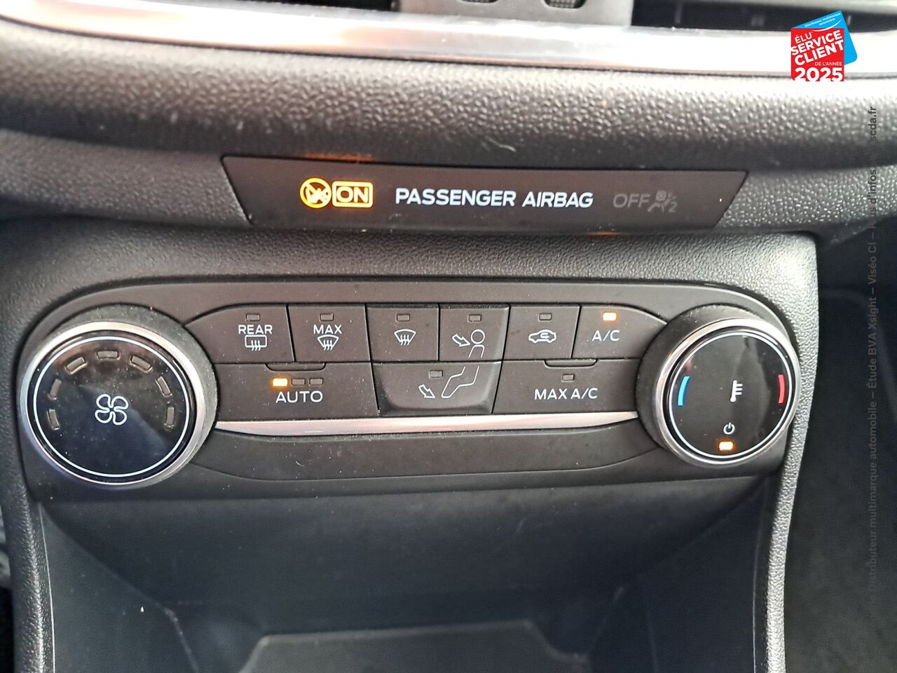 Véhicule d'occasion FORD FIESTA 1.0 ECOBOOST 95CH CONNECT BUSINESS 5P RADAR AR chez Suzuki Nancy