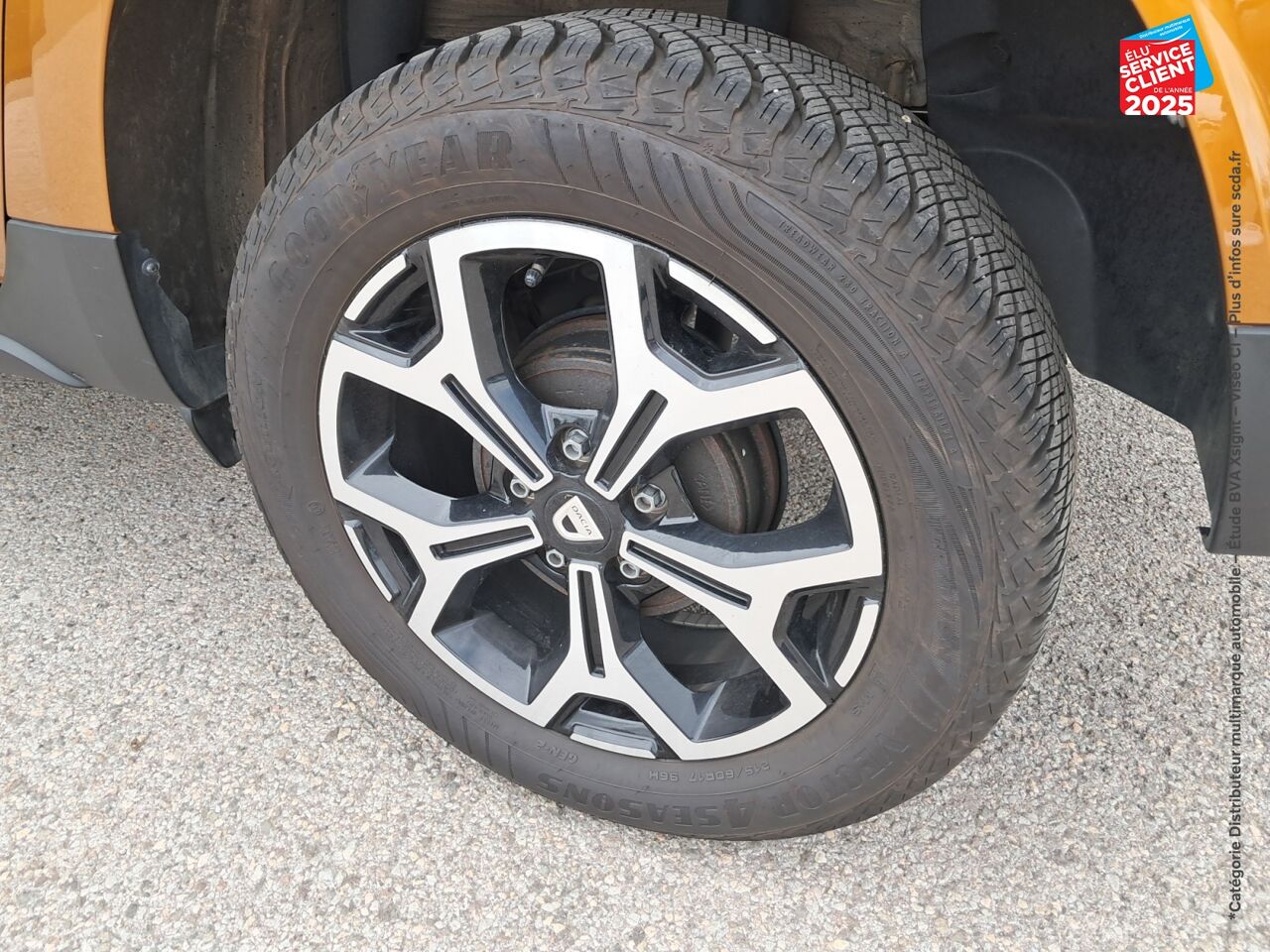 Véhicule d'occasion DACIA DUSTER 1.3 TCE 130CH FAP PRESTIGE 4X2 chez Renault Saint-Louis