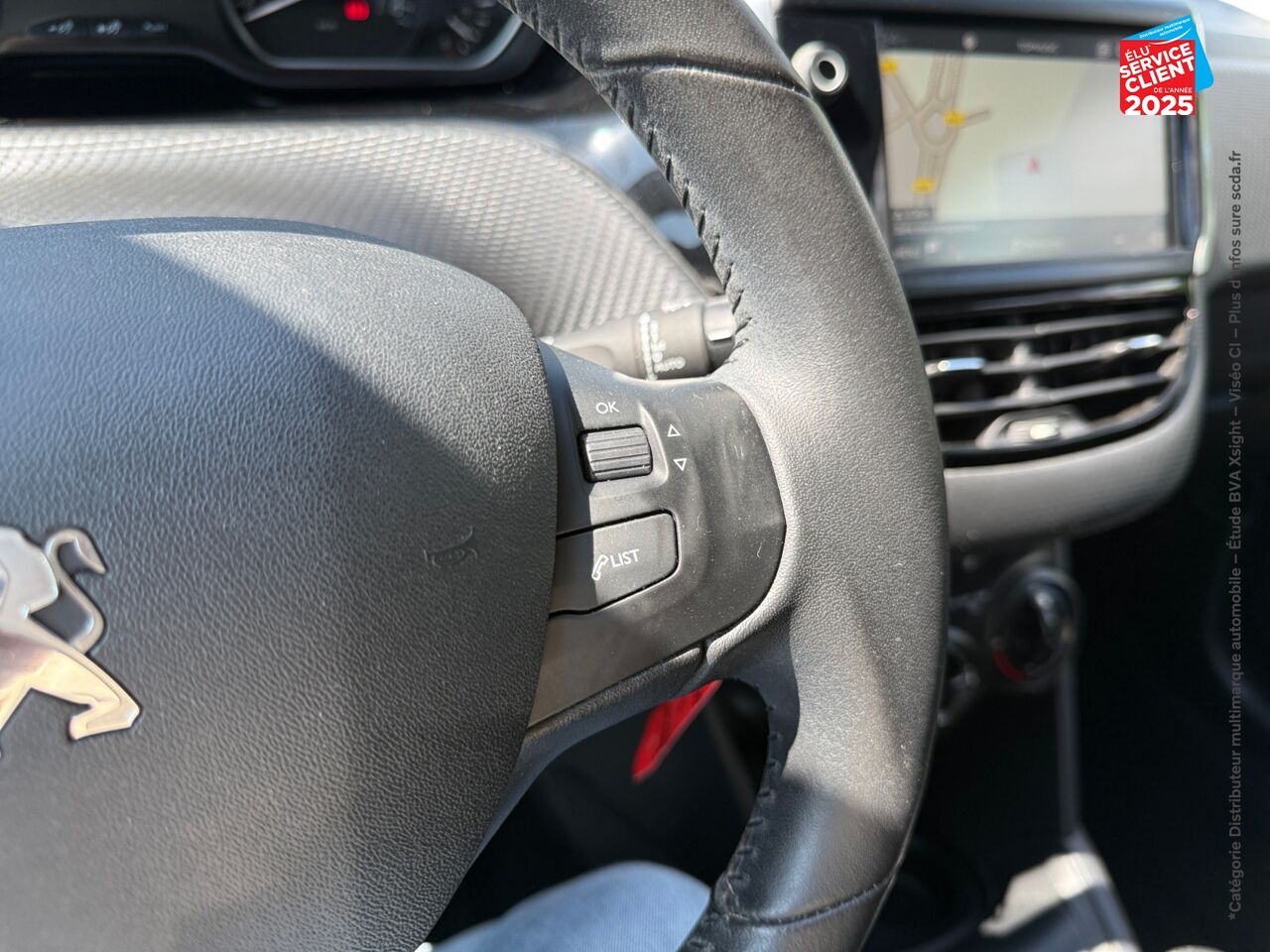 Véhicule d'occasion PEUGEOT 208 1.2 PURETECH 82CH STYLE 5P chez Hyundai Epernay