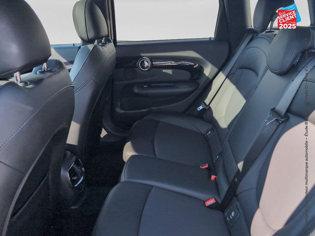 Véhicule d'occasion MINI CLUBMAN COOPER D 150CH CANONBURY BVA8 chez MINI Besançon