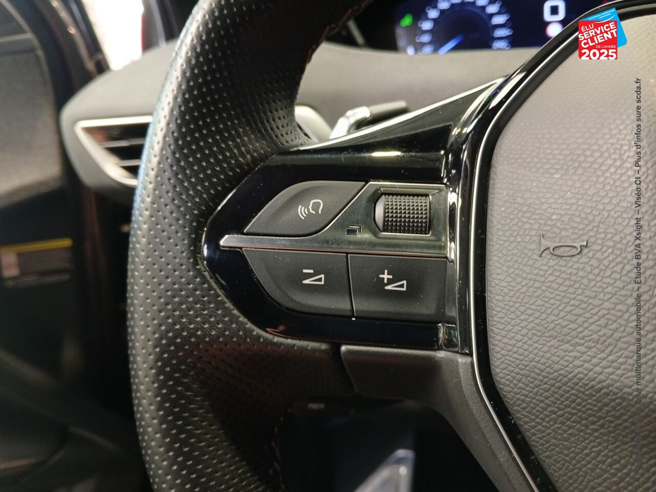 Véhicule d'occasion PEUGEOT 3008 1.2 PURETECH 130CH S/S GT EAT8 GPS chez Toyota Thionville