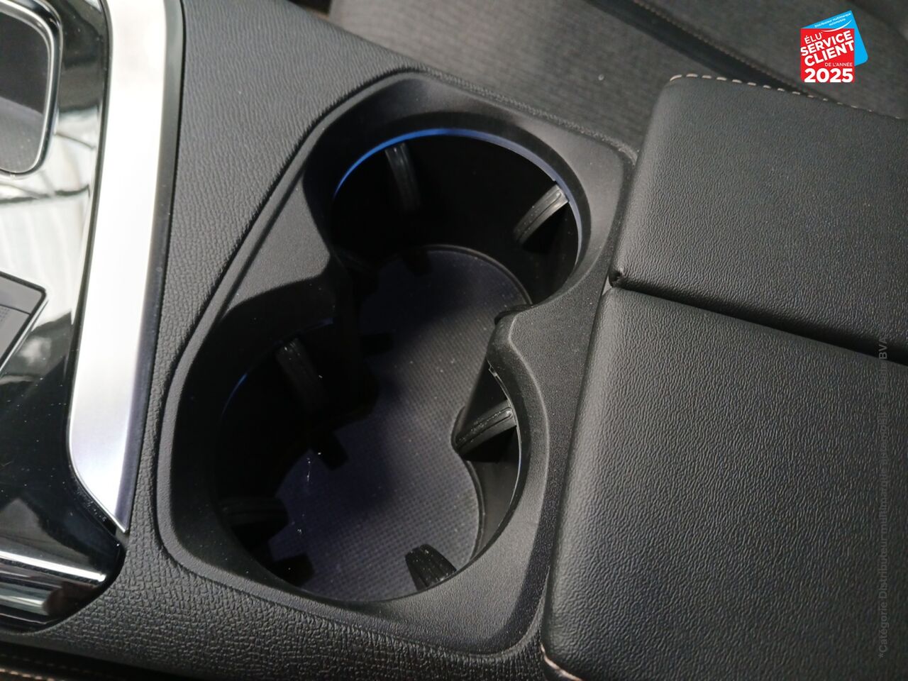 Véhicule d'occasion PEUGEOT 3008 1.2 PURETECH 130CH S/S GT EAT8 GPS chez Toyota Thionville