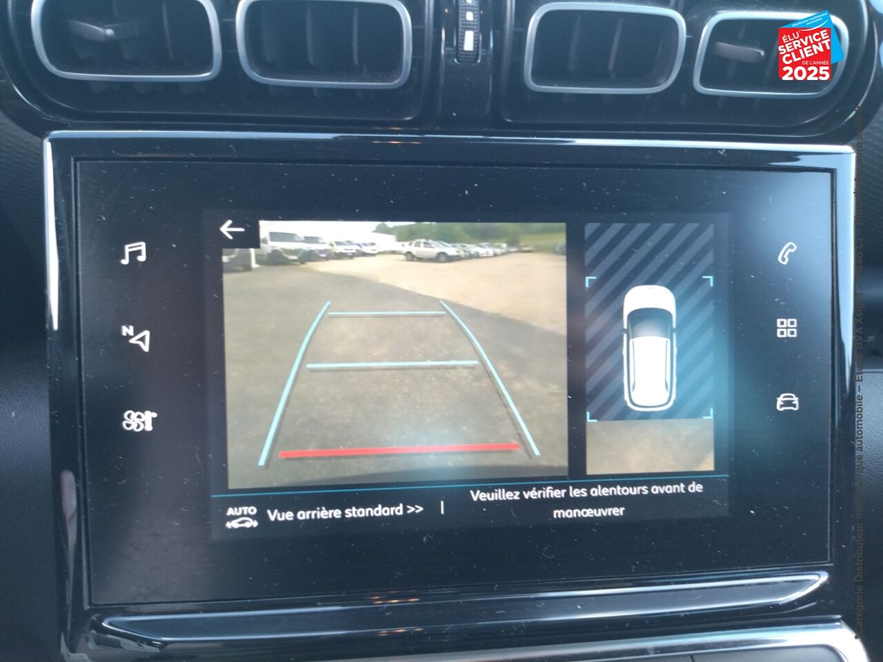 Véhicule d'occasion CITROEN C3 AIRCROSS PURETECH 110CH S/S C-SERIES CAMERA GPS chez Renault Colmar