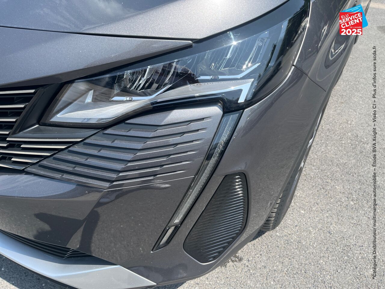 Véhicule d'occasion PEUGEOT 3008 HYBRID 225CH ALLURE PACK E-EAT8 chez Peugeot Hirson