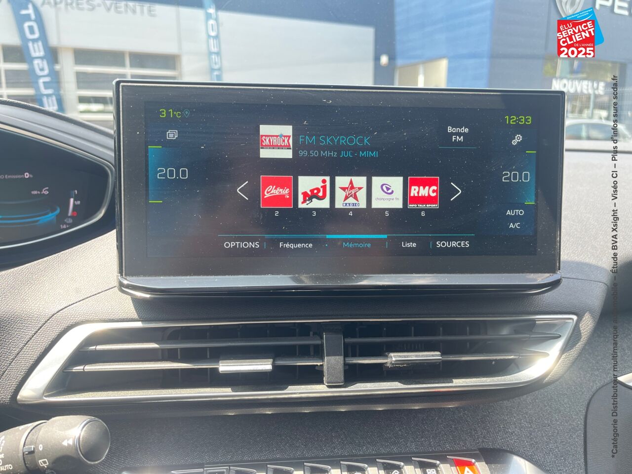 Véhicule d'occasion PEUGEOT 3008 HYBRID 225CH ALLURE PACK E-EAT8 chez Peugeot Hirson