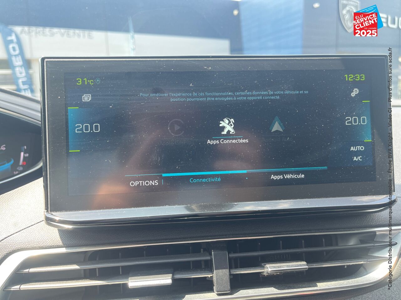Véhicule d'occasion PEUGEOT 3008 HYBRID 225CH ALLURE PACK E-EAT8 chez Peugeot Hirson