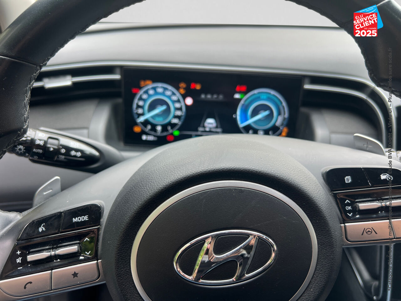 Véhicule d'occasion HYUNDAI TUCSON 1.6 T-GDI 230CH HYBRID CREATIVE BVA6 chez Hyundai Epernay