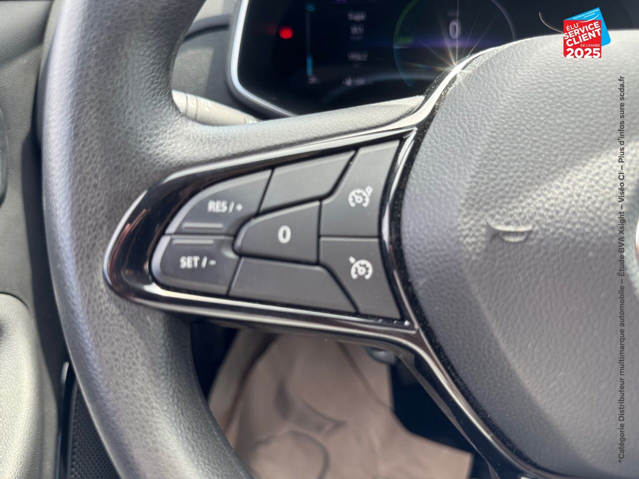 Véhicule d'occasion RENAULT ZOE LIFE CHARGE NORMALE R110 - 20 chez Renault Colmar