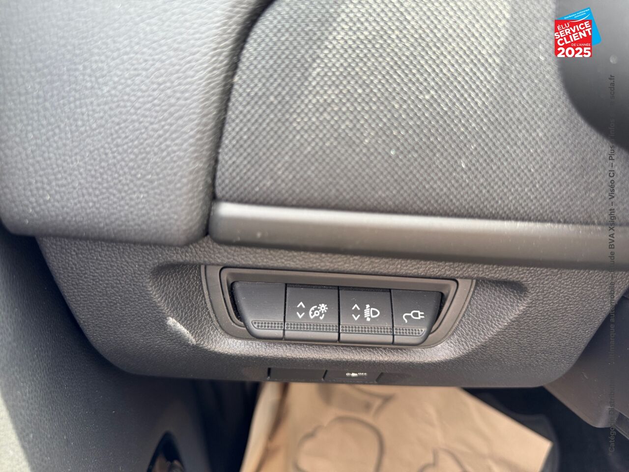 Véhicule d'occasion RENAULT ZOE LIFE CHARGE NORMALE R110 - 20 chez Renault Sélestat