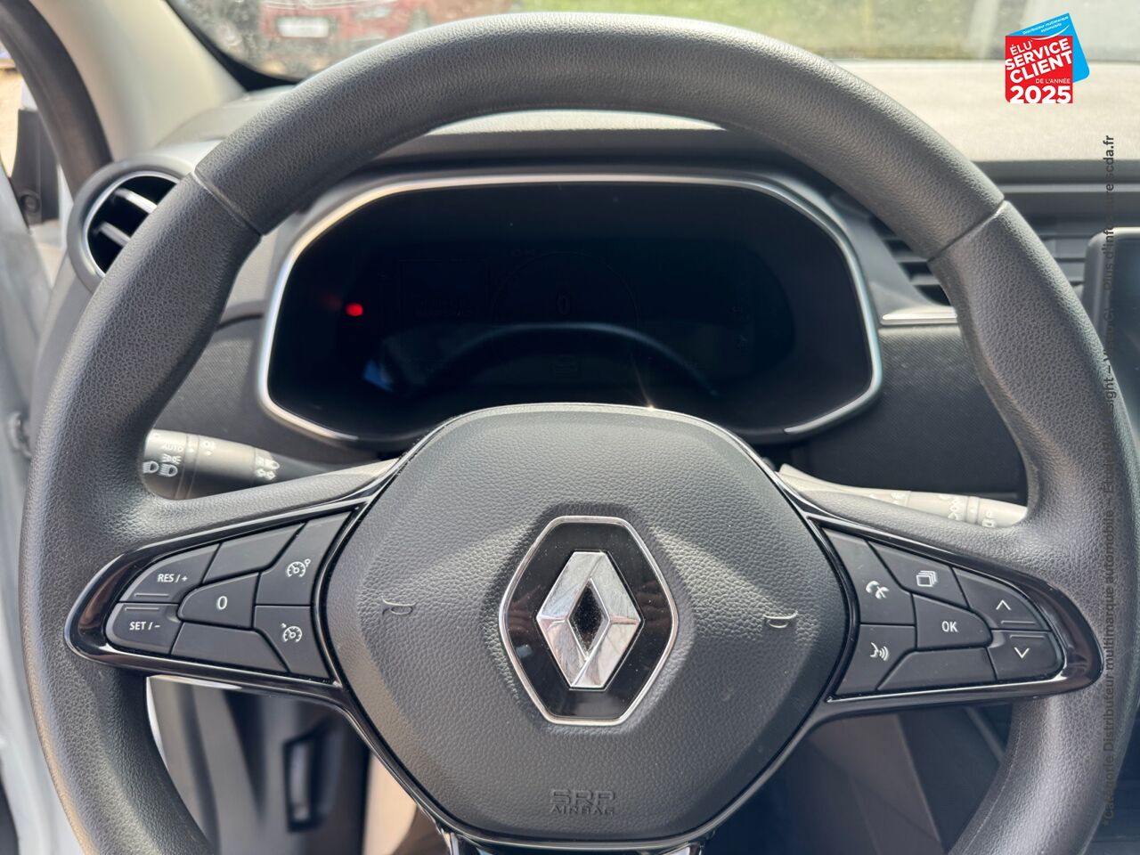 Véhicule d'occasion RENAULT ZOE LIFE CHARGE NORMALE R110 - 20 chez Renault Colmar