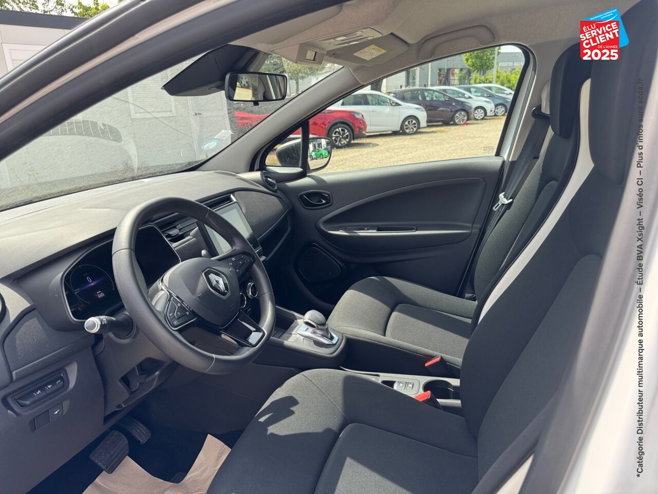 Véhicule d'occasion RENAULT ZOE LIFE CHARGE NORMALE R110 - 20 chez Renault Colmar