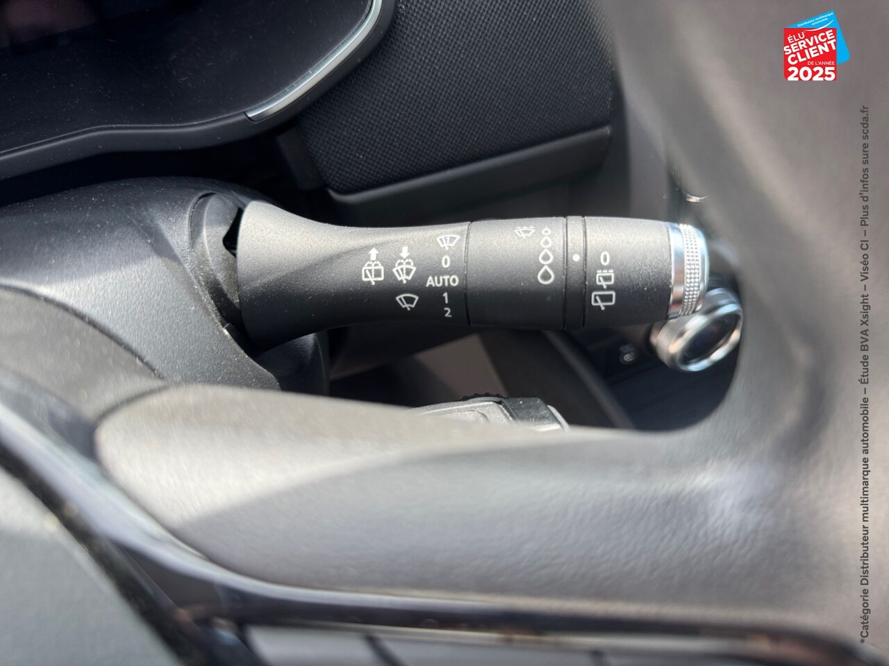 Véhicule d'occasion RENAULT ZOE LIFE CHARGE NORMALE R110 - 20 chez Renault Sélestat