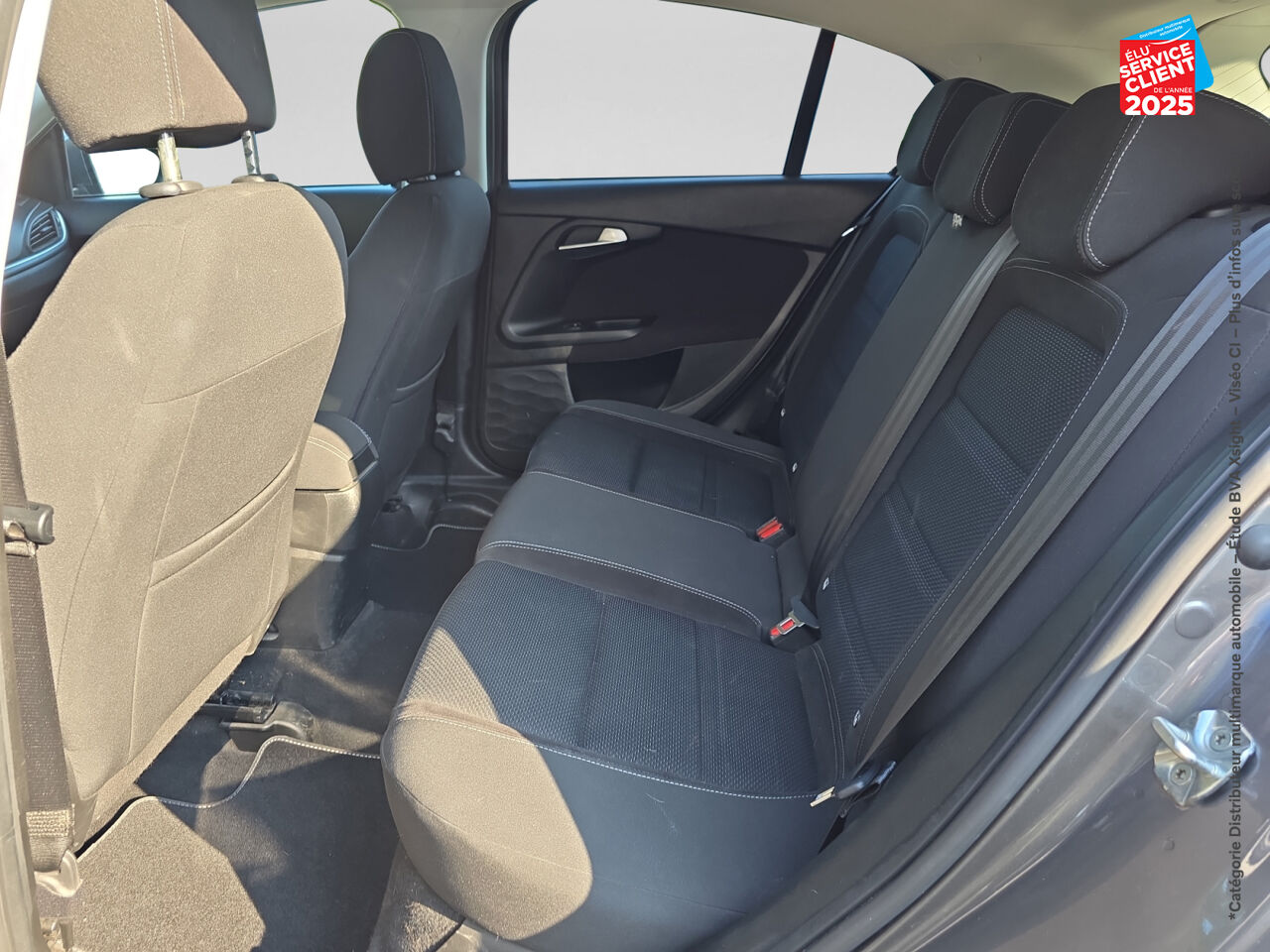 Véhicule d'occasion FIAT TIPO 1.4 95CH S/S LOUNGE MY19 5P CAMERA GPS chez Hyundai Chalons