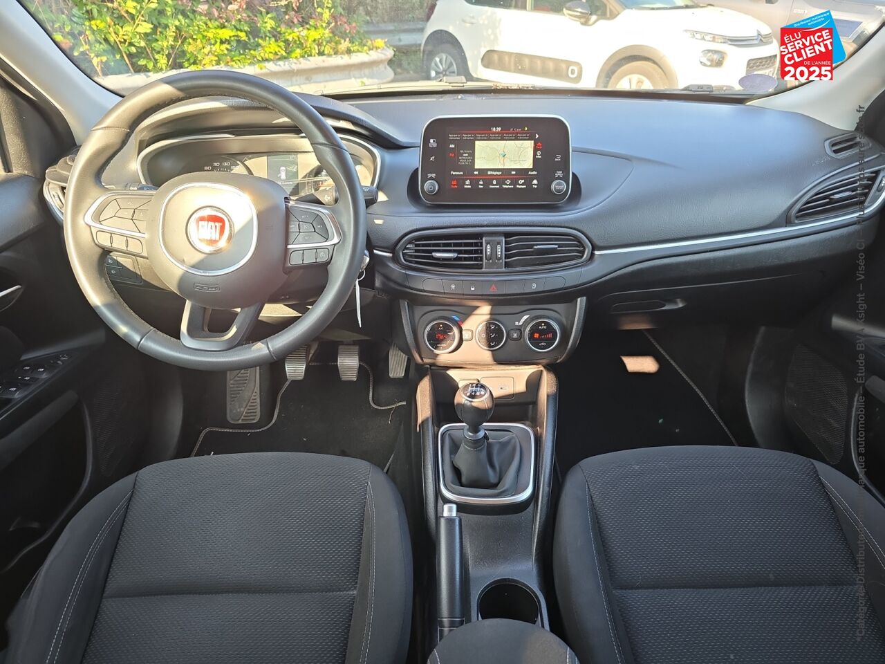 Véhicule d'occasion FIAT TIPO 1.4 95CH S/S LOUNGE MY19 5P CAMERA GPS chez Hyundai Chalons