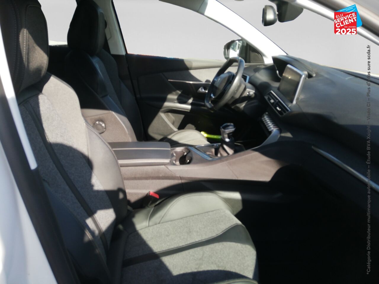 Véhicule d'occasion PEUGEOT 3008 1.2 PURETECH 130CH S/S ALLURE chez Nissan Montbéliard