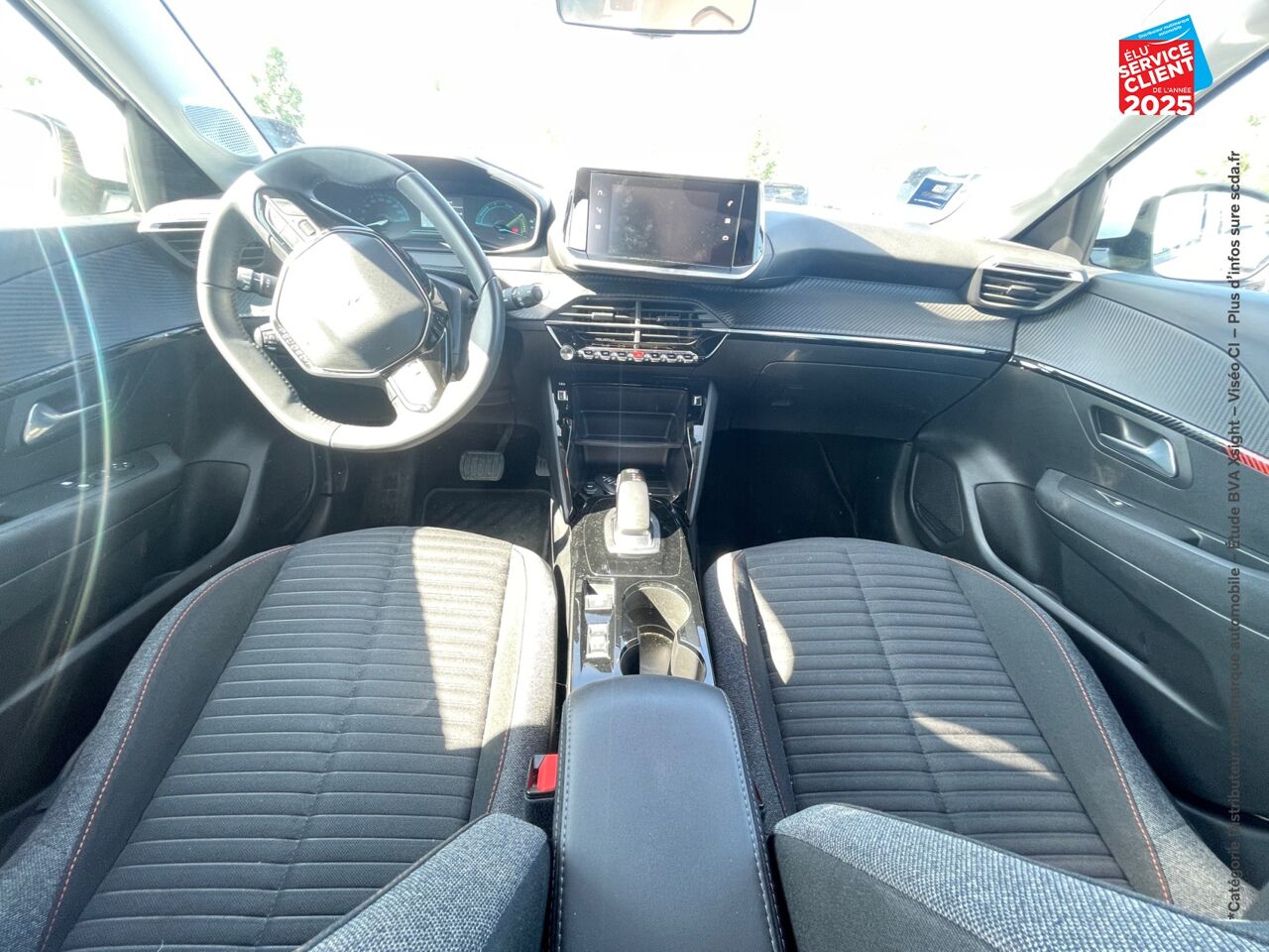 Véhicule d'occasion PEUGEOT 208 E-208 136CH ACTIVE chez Nissan Belfort