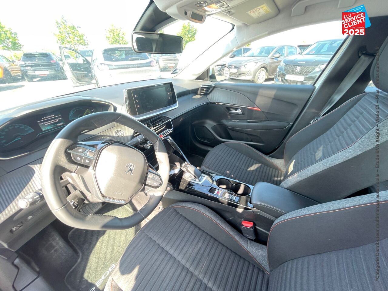 Véhicule d'occasion PEUGEOT 208 E-208 136CH ACTIVE chez Nissan Belfort
