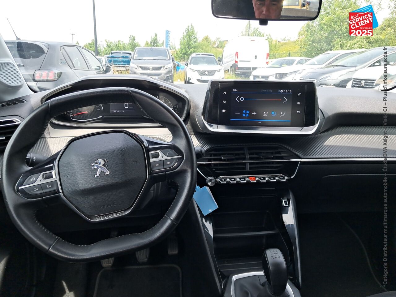 Véhicule d'occasion PEUGEOT 208 1.2 PURETECH 75CH SS STYLE chez Renault Saint-Louis