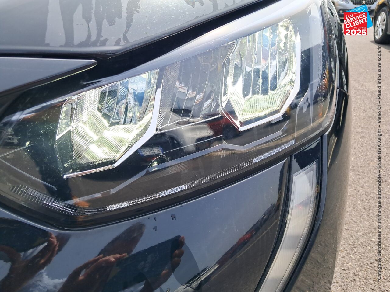 Véhicule d'occasion PEUGEOT 208 1.2 PURETECH 75CH SS STYLE chez Renault Saint-Louis