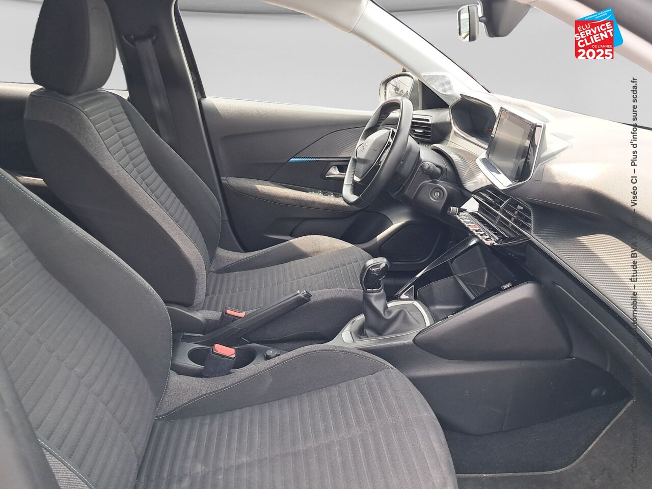 Véhicule d'occasion PEUGEOT 208 1.2 PURETECH 75CH SS STYLE chez Renault Saint-Louis