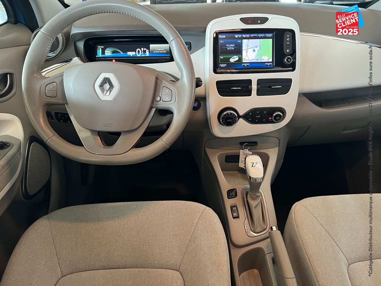 Véhicule d'occasion RENAULT ZOE ZEN CHARGE NORMALE R90 MY18 GPS chez Renault Saint-Louis