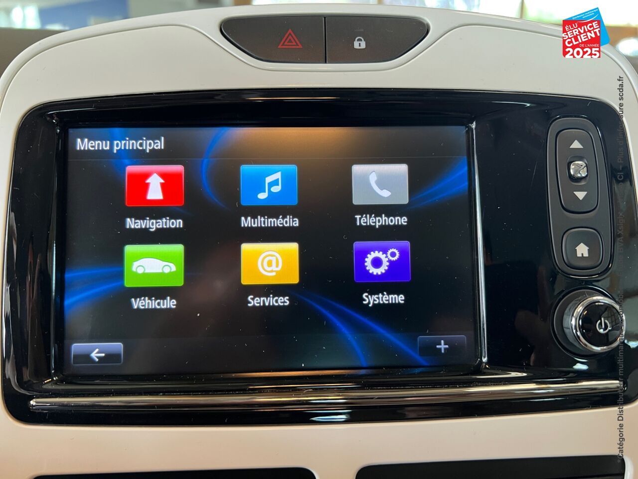 Véhicule d'occasion RENAULT ZOE ZEN CHARGE NORMALE R90 MY18 GPS chez Renault Saint-Louis
